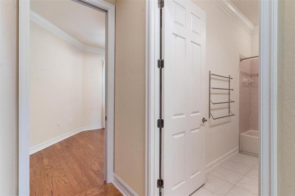 En Venta: $449,900 (3 camas, 2 baños, 2685 Pies cuadrados)