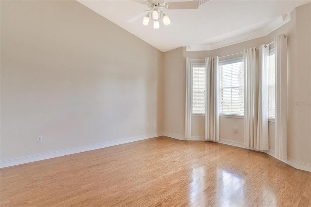 En Venta: $449,900 (3 camas, 2 baños, 2685 Pies cuadrados)