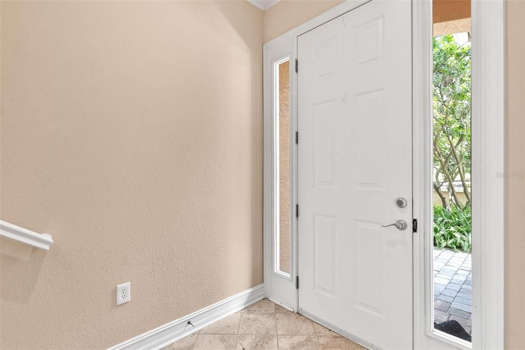 En Venta: $449,900 (3 camas, 2 baños, 2685 Pies cuadrados)