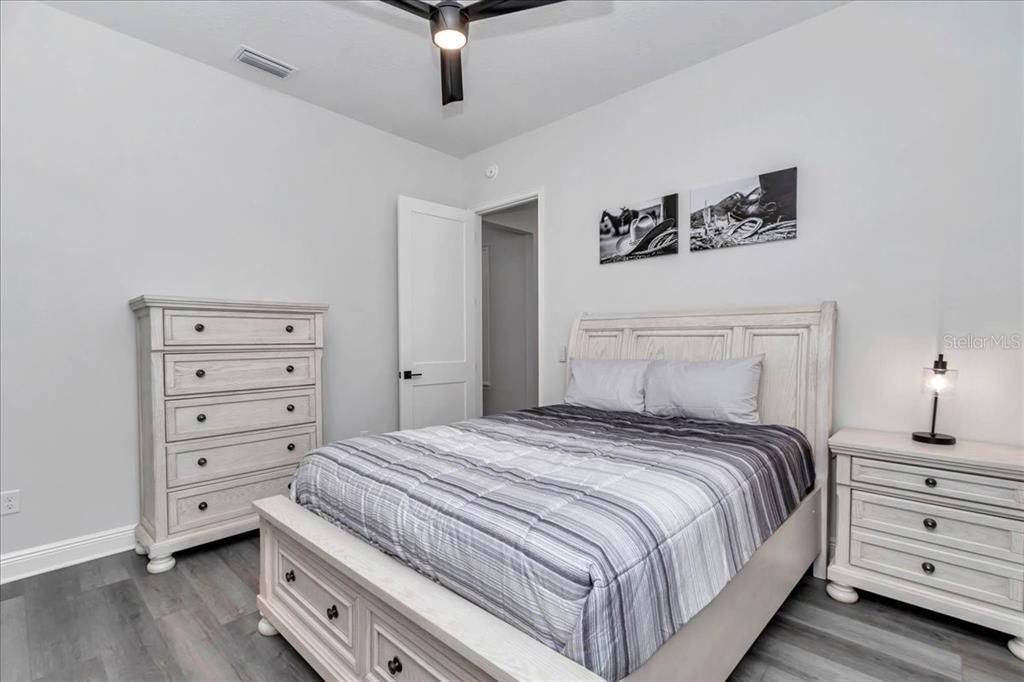 For Sale: $875,000 (4 beds, 3 baths, 2666 Square Feet)