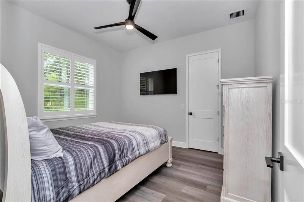 For Sale: $875,000 (4 beds, 3 baths, 2666 Square Feet)