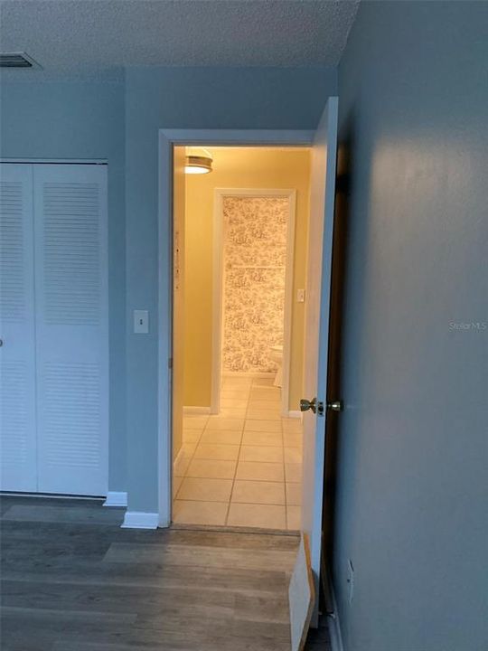 Active With Contract: $99,000 (2 beds, 2 baths, 1135 Square Feet)