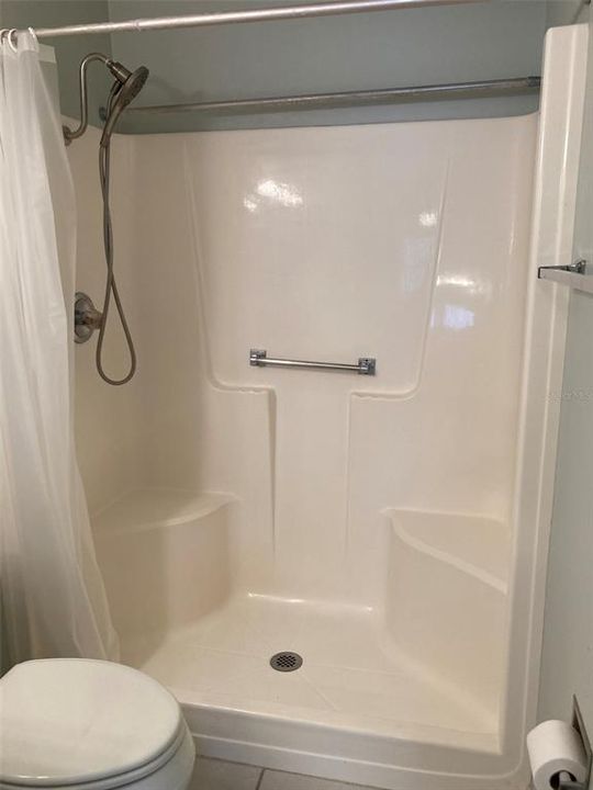 Active With Contract: $99,000 (2 beds, 2 baths, 1135 Square Feet)