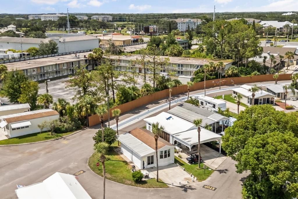 For Sale: $94,900 (1 beds, 1 baths, 396 Square Feet)