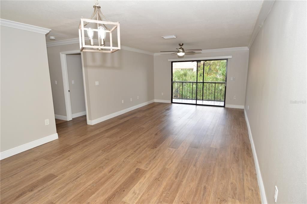Active With Contract: $2,500 (3 beds, 2 baths, 1668 Square Feet)