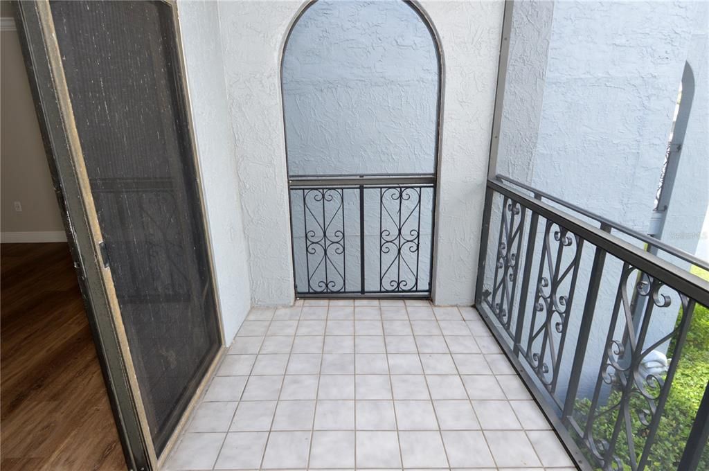 Active With Contract: $2,500 (3 beds, 2 baths, 1668 Square Feet)