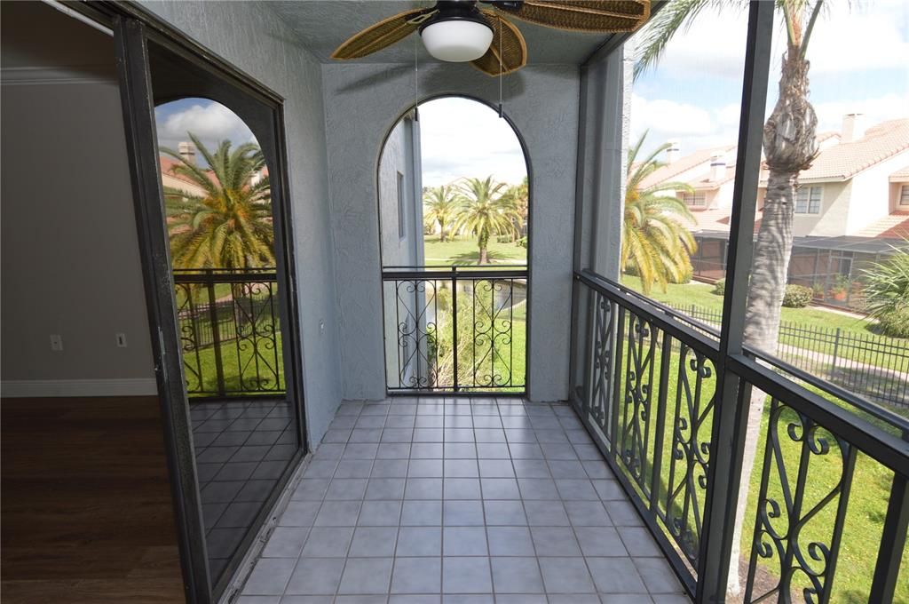 Active With Contract: $2,500 (3 beds, 2 baths, 1668 Square Feet)