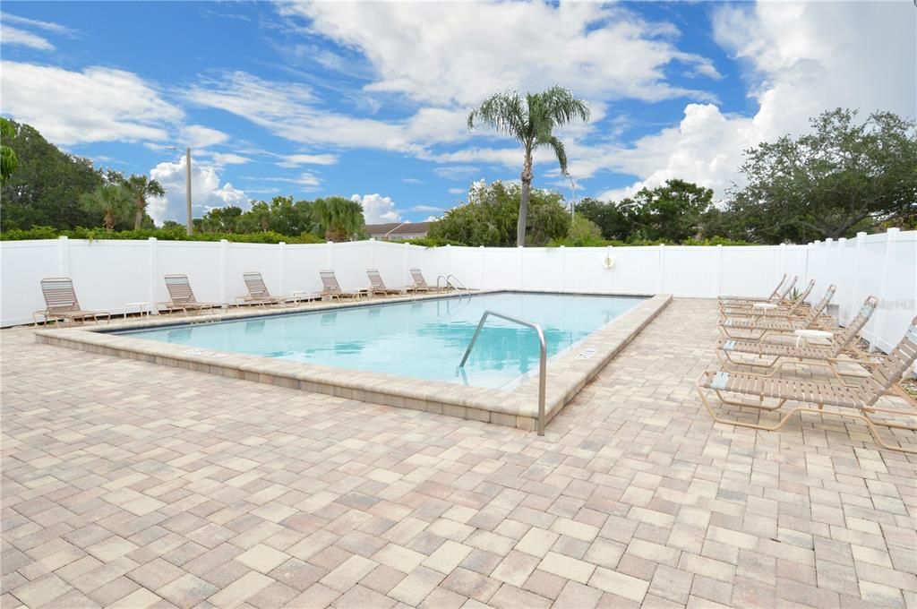 Active With Contract: $2,500 (3 beds, 2 baths, 1668 Square Feet)