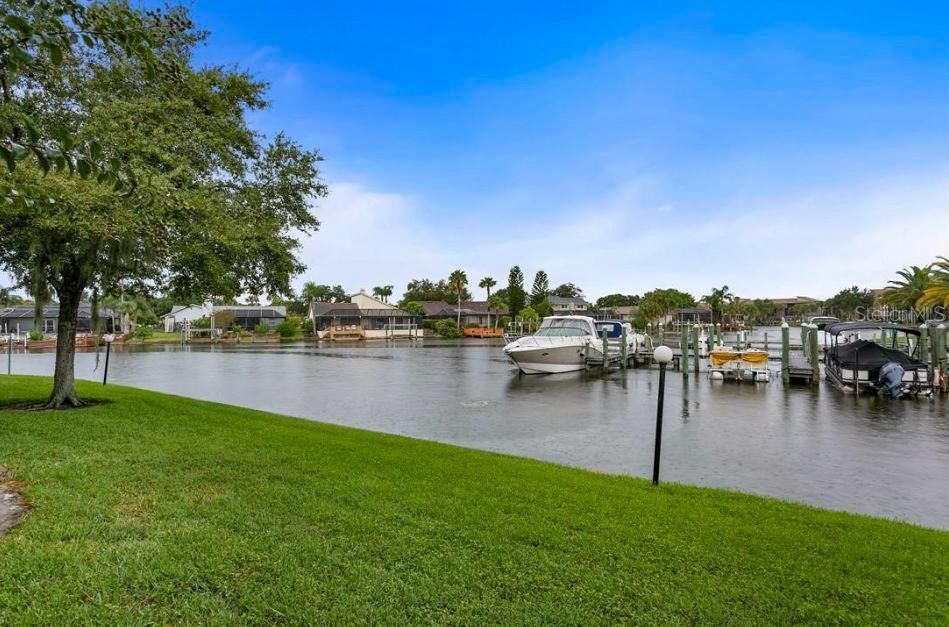 Active With Contract: $2,500 (3 beds, 2 baths, 1668 Square Feet)