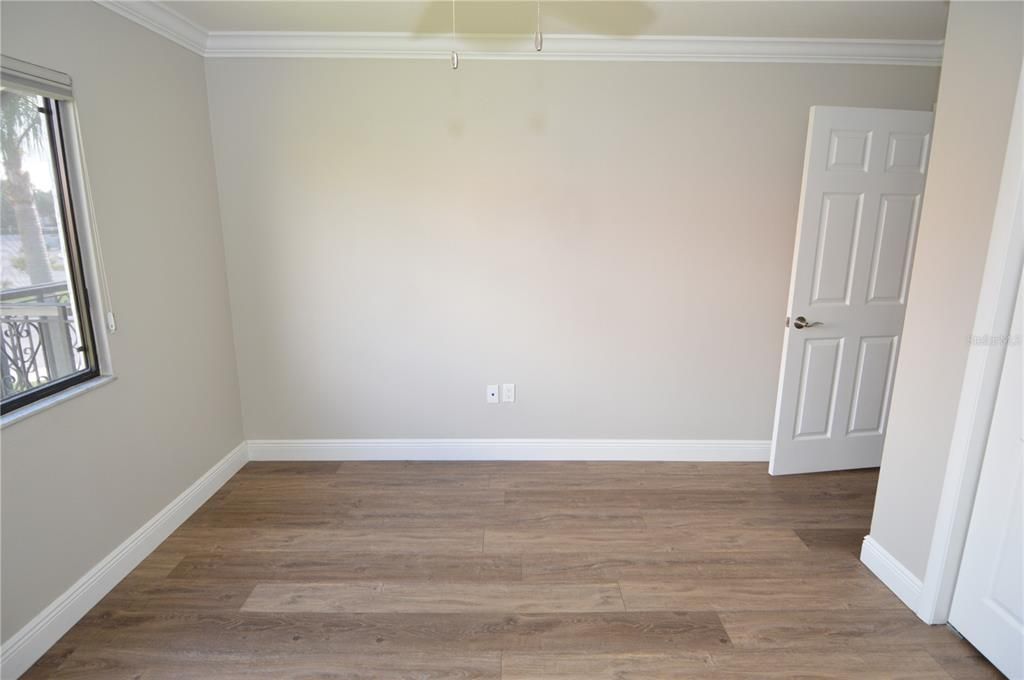 Active With Contract: $2,500 (3 beds, 2 baths, 1668 Square Feet)