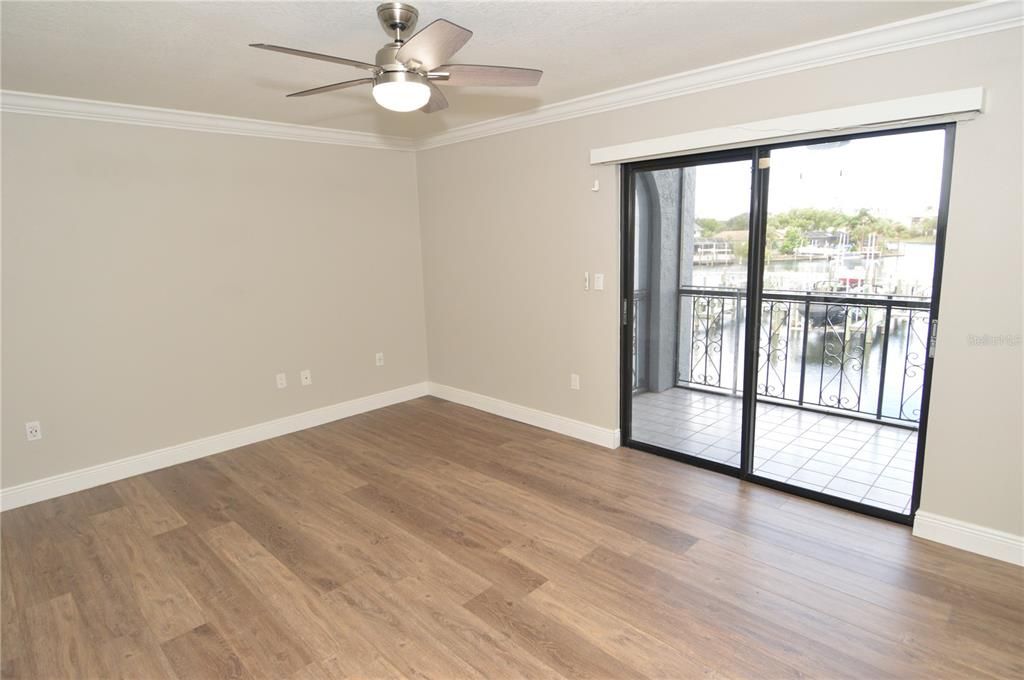 Active With Contract: $2,500 (3 beds, 2 baths, 1668 Square Feet)