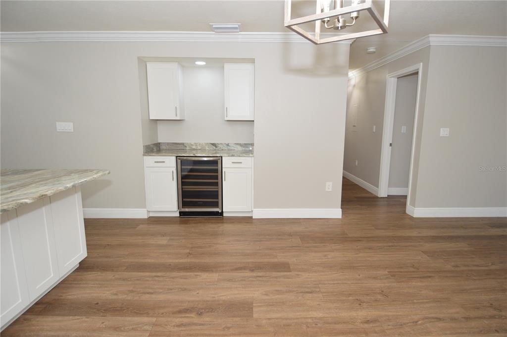 Active With Contract: $2,500 (3 beds, 2 baths, 1668 Square Feet)