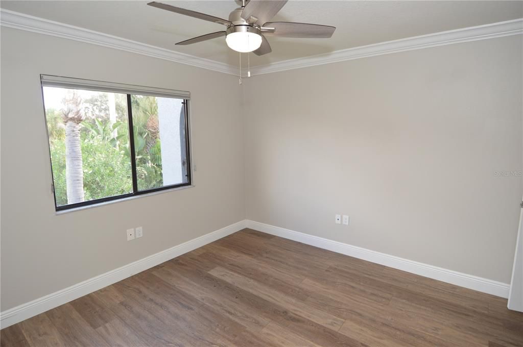 Active With Contract: $2,500 (3 beds, 2 baths, 1668 Square Feet)