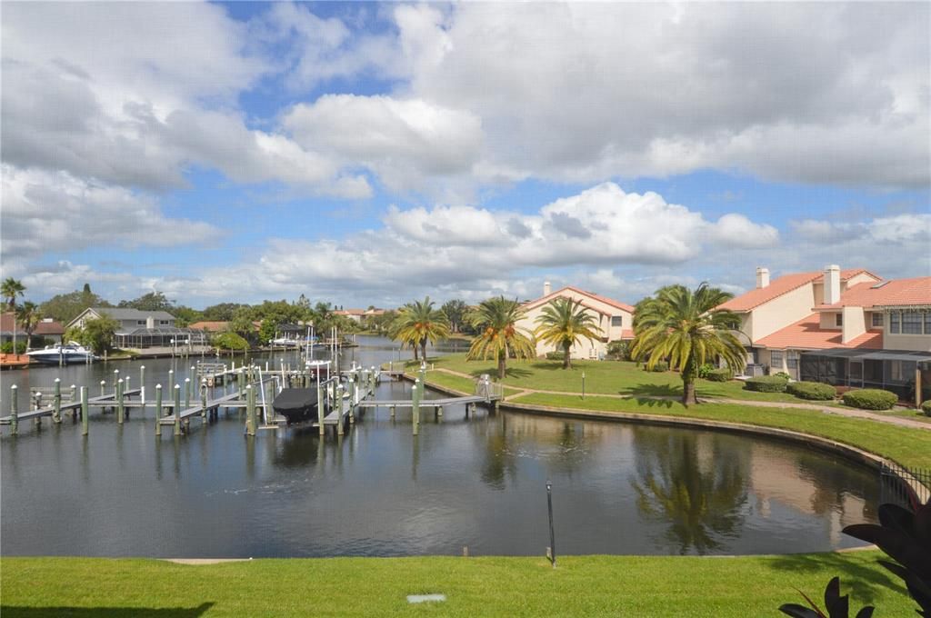 Active With Contract: $2,500 (3 beds, 2 baths, 1668 Square Feet)