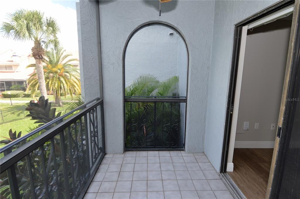 Active With Contract: $2,500 (3 beds, 2 baths, 1668 Square Feet)