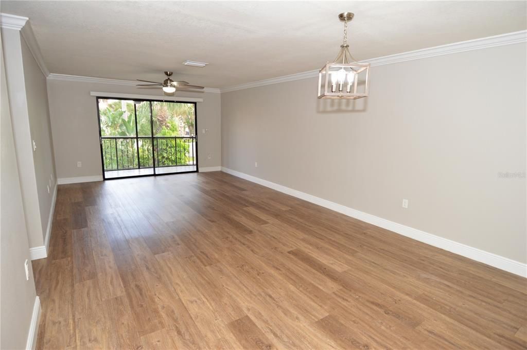 Active With Contract: $2,500 (3 beds, 2 baths, 1668 Square Feet)
