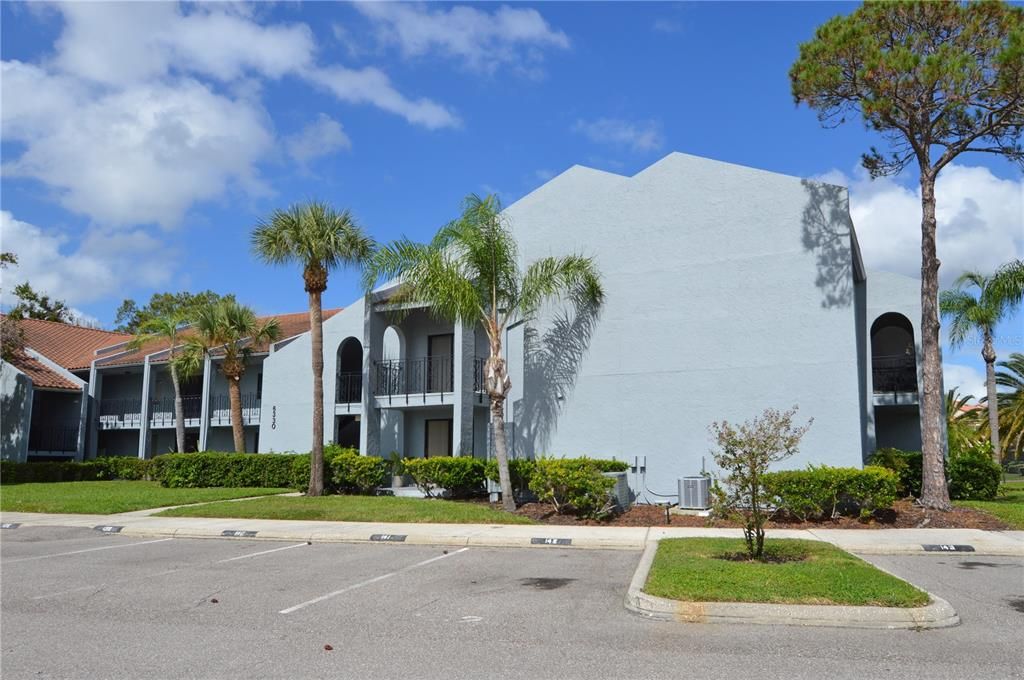 Active With Contract: $2,500 (3 beds, 2 baths, 1668 Square Feet)