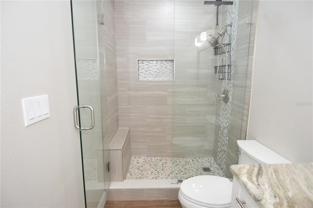 Active With Contract: $2,500 (3 beds, 2 baths, 1668 Square Feet)