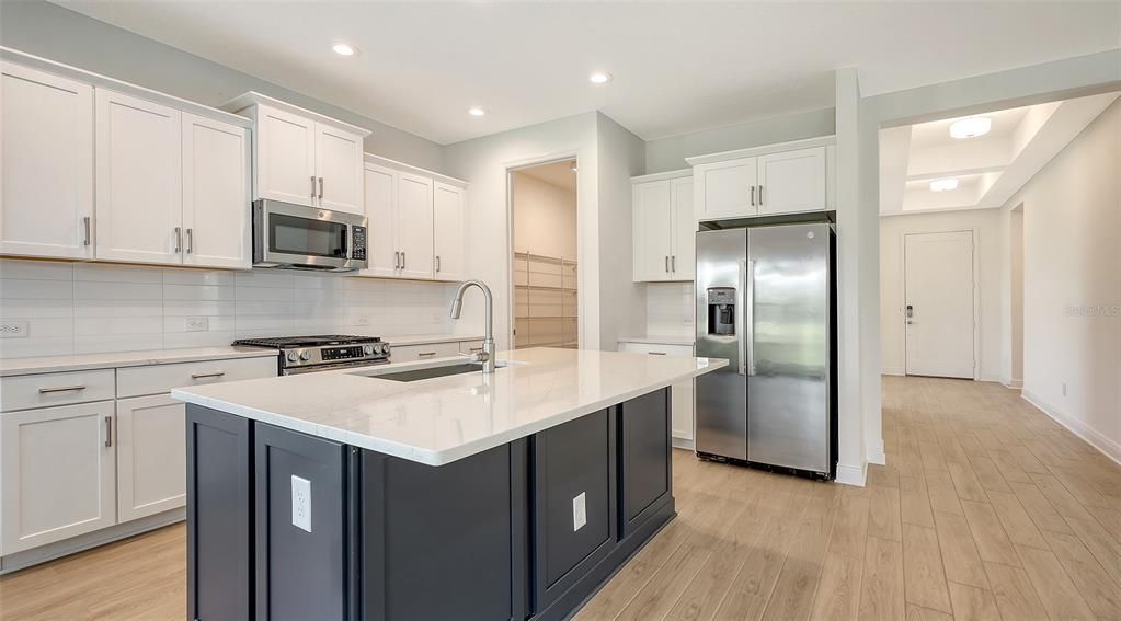 En Venta: $540,990 (3 camas, 2 baños, 2064 Pies cuadrados)