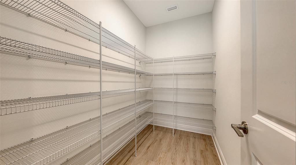 En Venta: $540,990 (3 camas, 2 baños, 2064 Pies cuadrados)