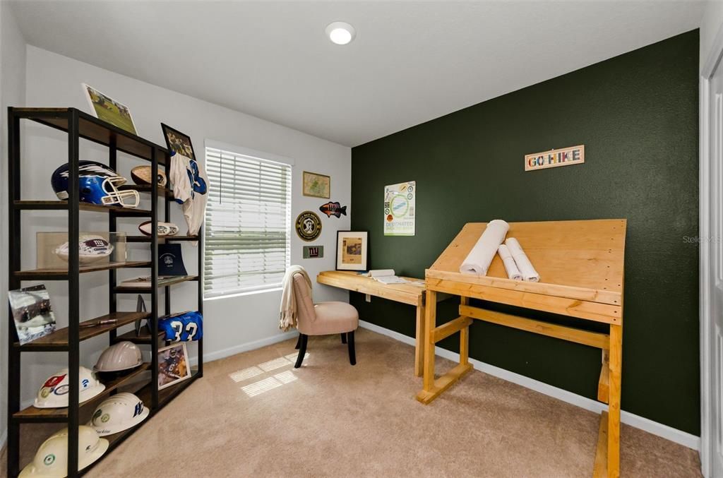 На продажу: $374,900 (3 спален, 2 ванн, 1612 Квадратных фут)