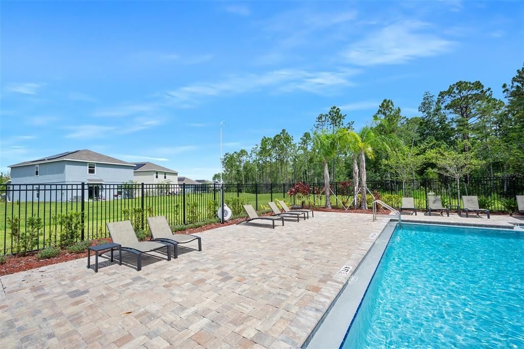 For Sale: $463,500 (4 beds, 2 baths, 2564 Square Feet)