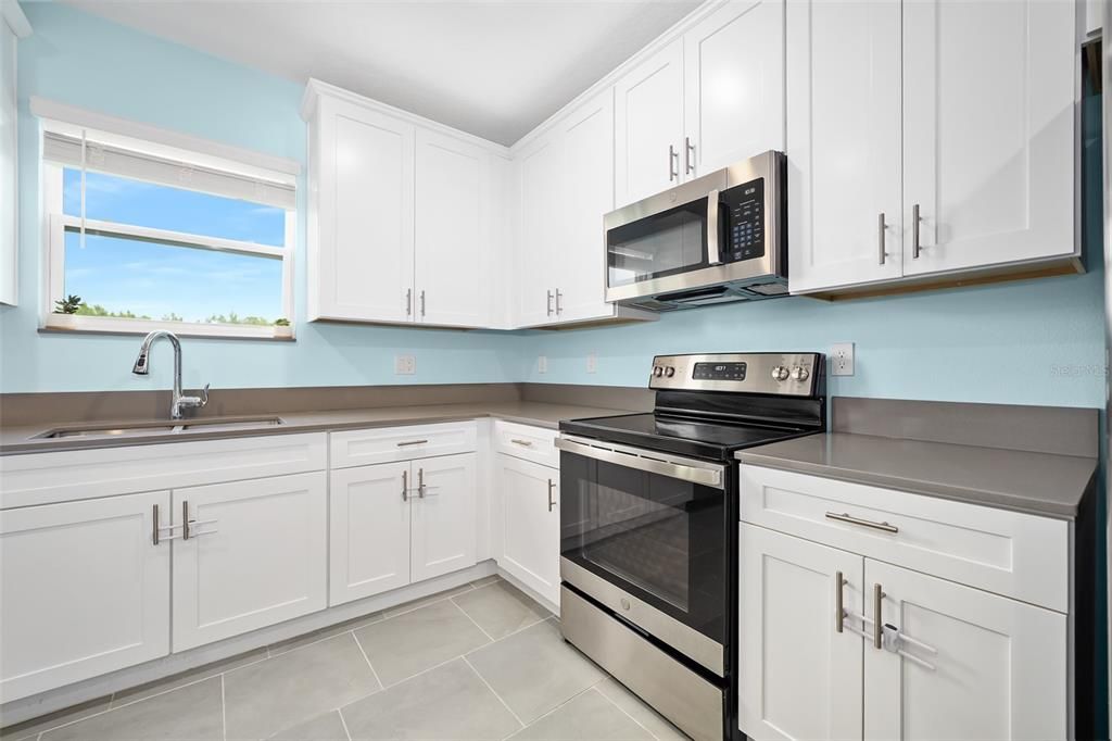 For Sale: $463,500 (4 beds, 2 baths, 2564 Square Feet)