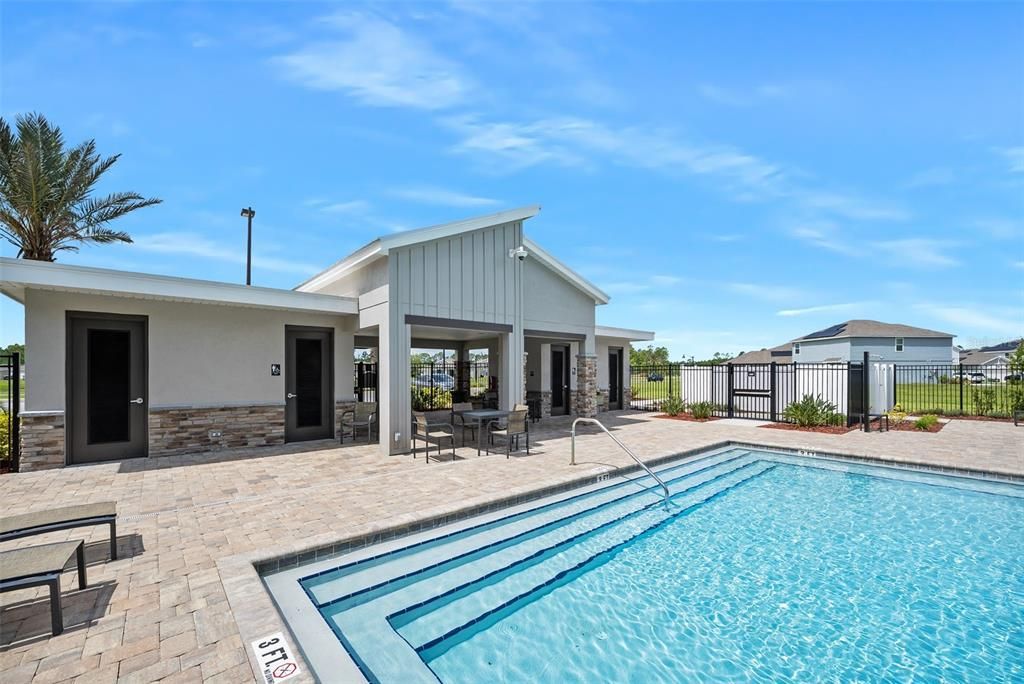 For Sale: $463,500 (4 beds, 2 baths, 2564 Square Feet)