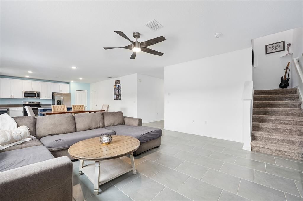 For Sale: $463,500 (4 beds, 2 baths, 2564 Square Feet)