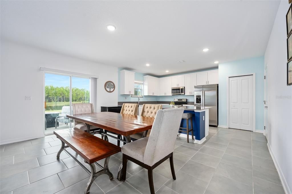 For Sale: $463,500 (4 beds, 2 baths, 2564 Square Feet)