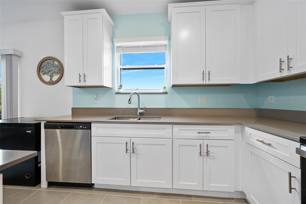 For Sale: $463,500 (4 beds, 2 baths, 2564 Square Feet)