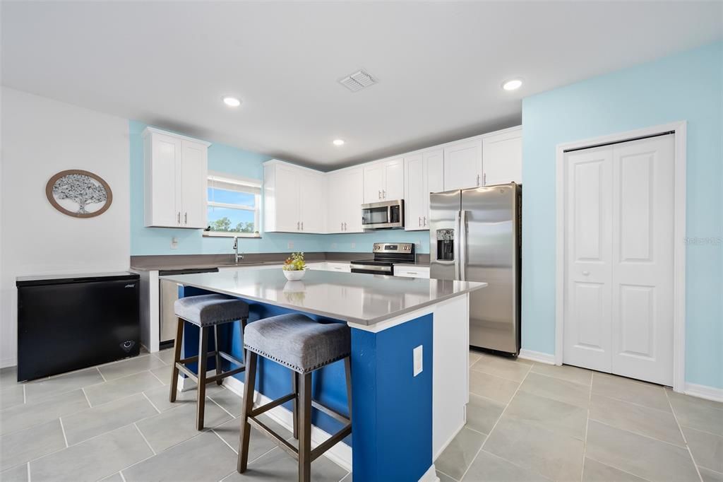 For Sale: $463,500 (4 beds, 2 baths, 2564 Square Feet)