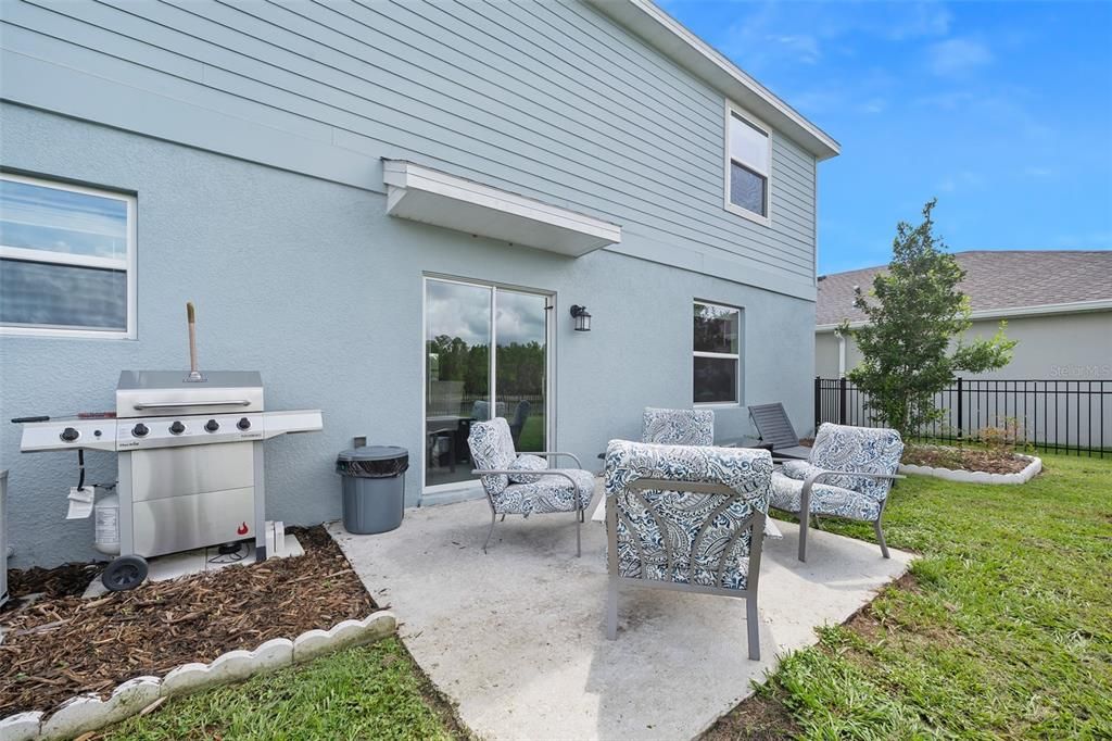 For Sale: $463,500 (4 beds, 2 baths, 2564 Square Feet)