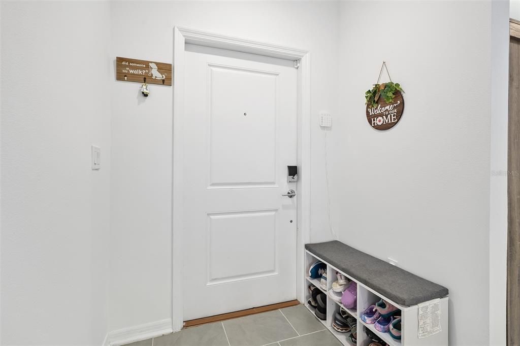 For Sale: $463,500 (4 beds, 2 baths, 2564 Square Feet)