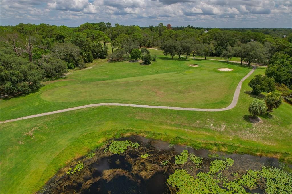 Activo con contrato: $149,900 (2 camas, 2 baños, 1211 Pies cuadrados)