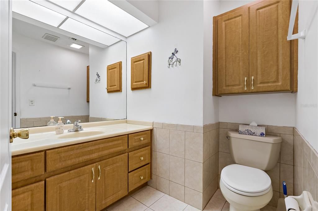 Activo con contrato: $149,900 (2 camas, 2 baños, 1211 Pies cuadrados)