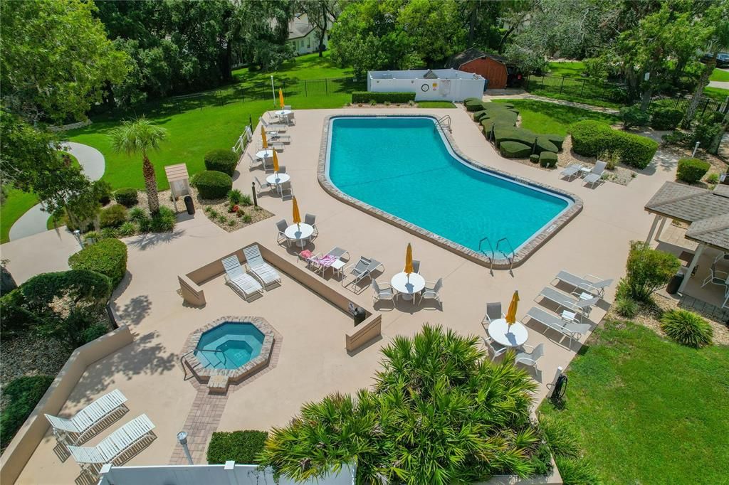 Activo con contrato: $149,900 (2 camas, 2 baños, 1211 Pies cuadrados)