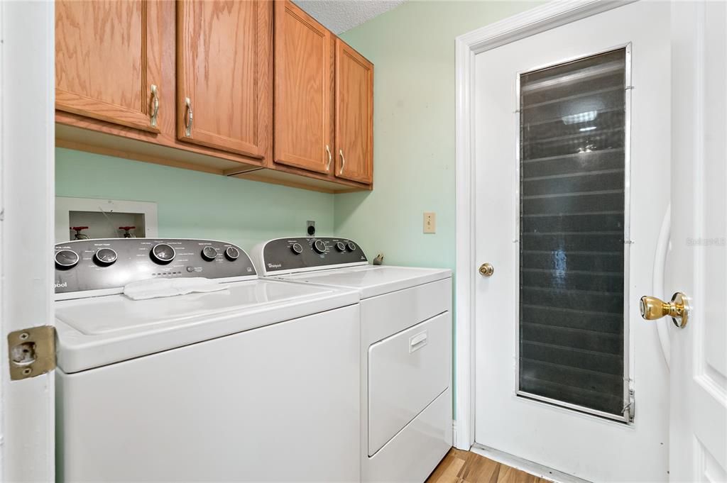 Activo con contrato: $149,900 (2 camas, 2 baños, 1211 Pies cuadrados)