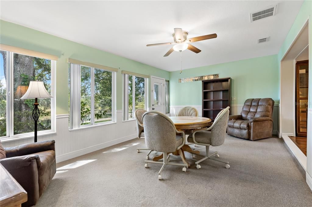 Activo con contrato: $149,900 (2 camas, 2 baños, 1211 Pies cuadrados)