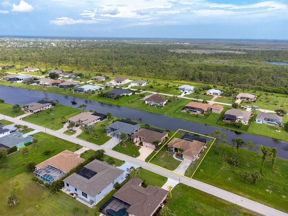 最近售出: $545,000 (3 贝兹, 3 浴室, 2022 平方英尺)