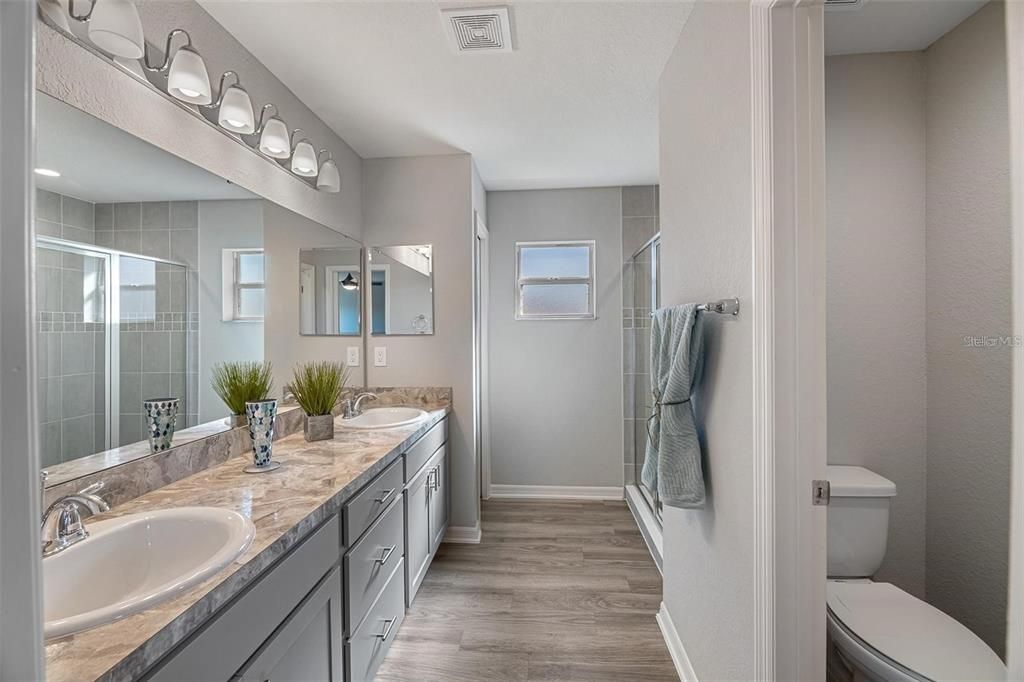 Под контрактом: $1,850 (3 спален, 2 ванн, 1513 Квадратных фут)