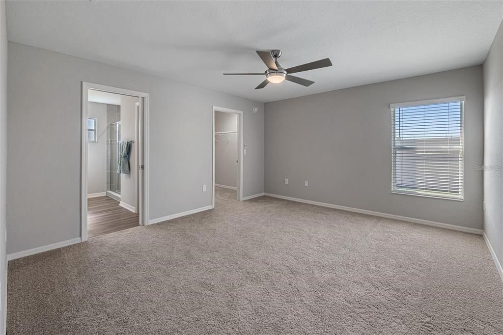 Под контрактом: $1,850 (3 спален, 2 ванн, 1513 Квадратных фут)