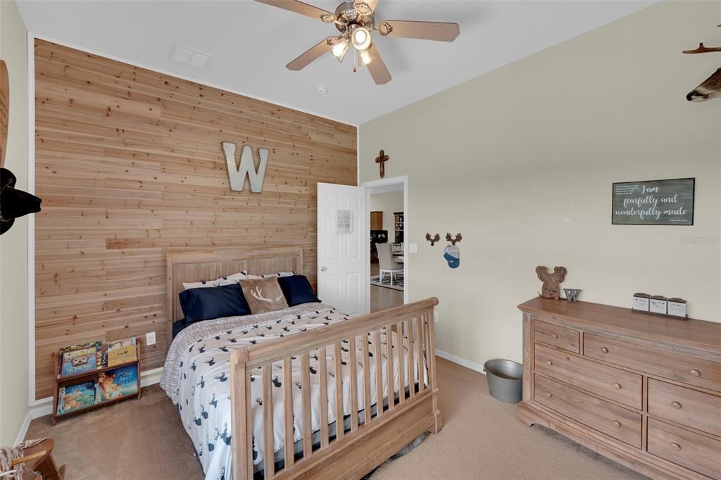 На продажу: $875,000 (3 спален, 2 ванн, 1947 Квадратных фут)