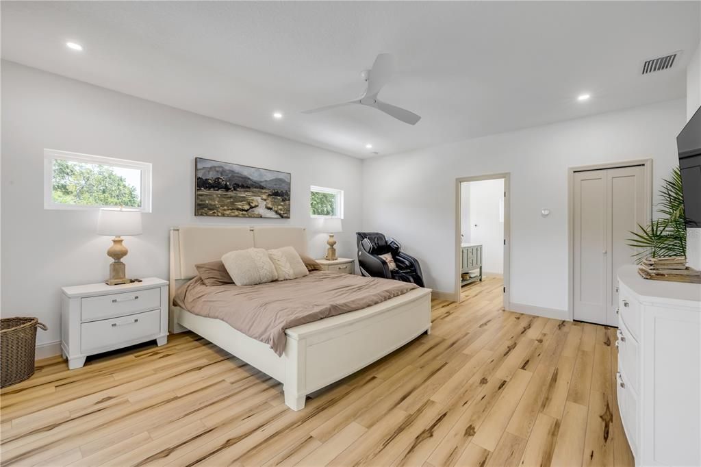 For Sale: $1,999,999 (4 beds, 4 baths, 3257 Square Feet)