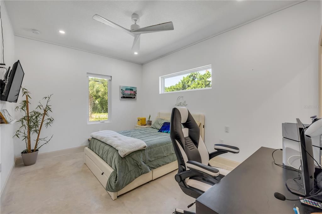 For Sale: $1,999,999 (4 beds, 4 baths, 3257 Square Feet)