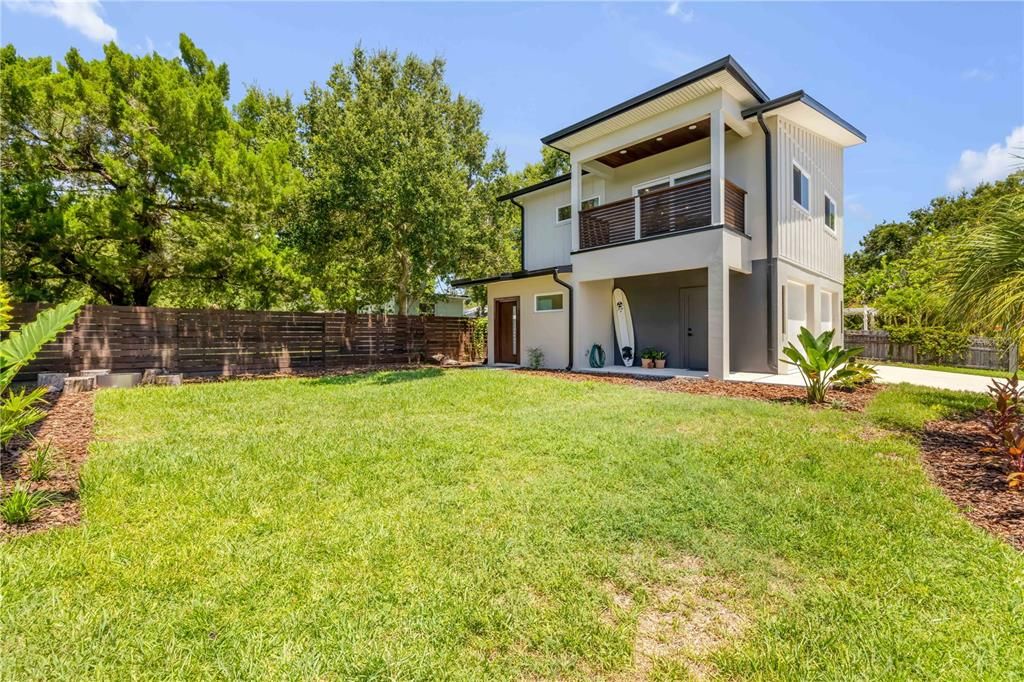 For Sale: $1,999,999 (4 beds, 4 baths, 3257 Square Feet)