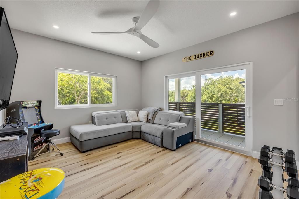 For Sale: $1,999,999 (4 beds, 4 baths, 3257 Square Feet)