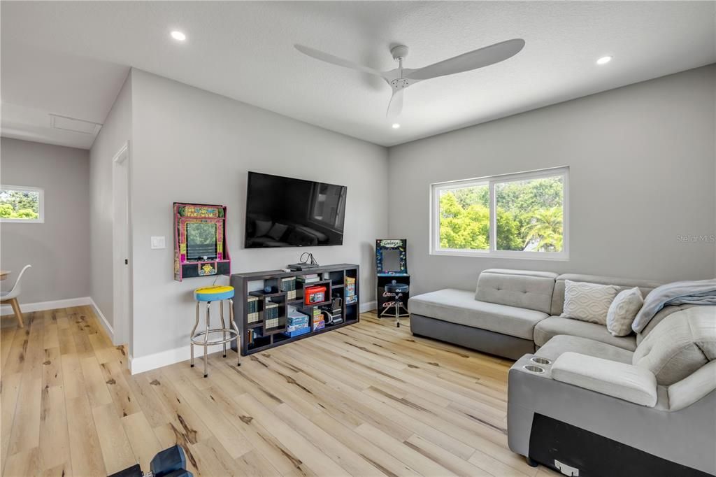 For Sale: $1,999,999 (4 beds, 4 baths, 3257 Square Feet)