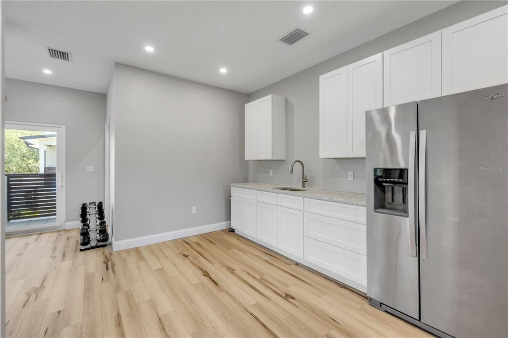 For Sale: $1,999,999 (4 beds, 4 baths, 3257 Square Feet)