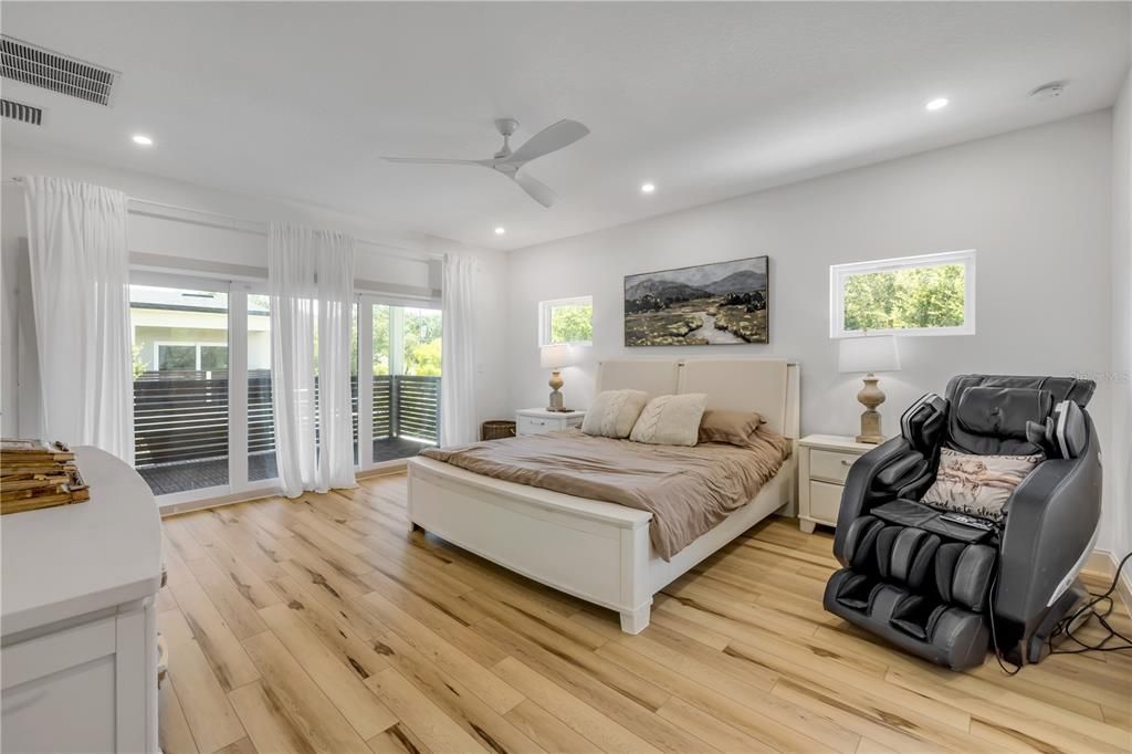 For Sale: $1,999,999 (4 beds, 4 baths, 3257 Square Feet)